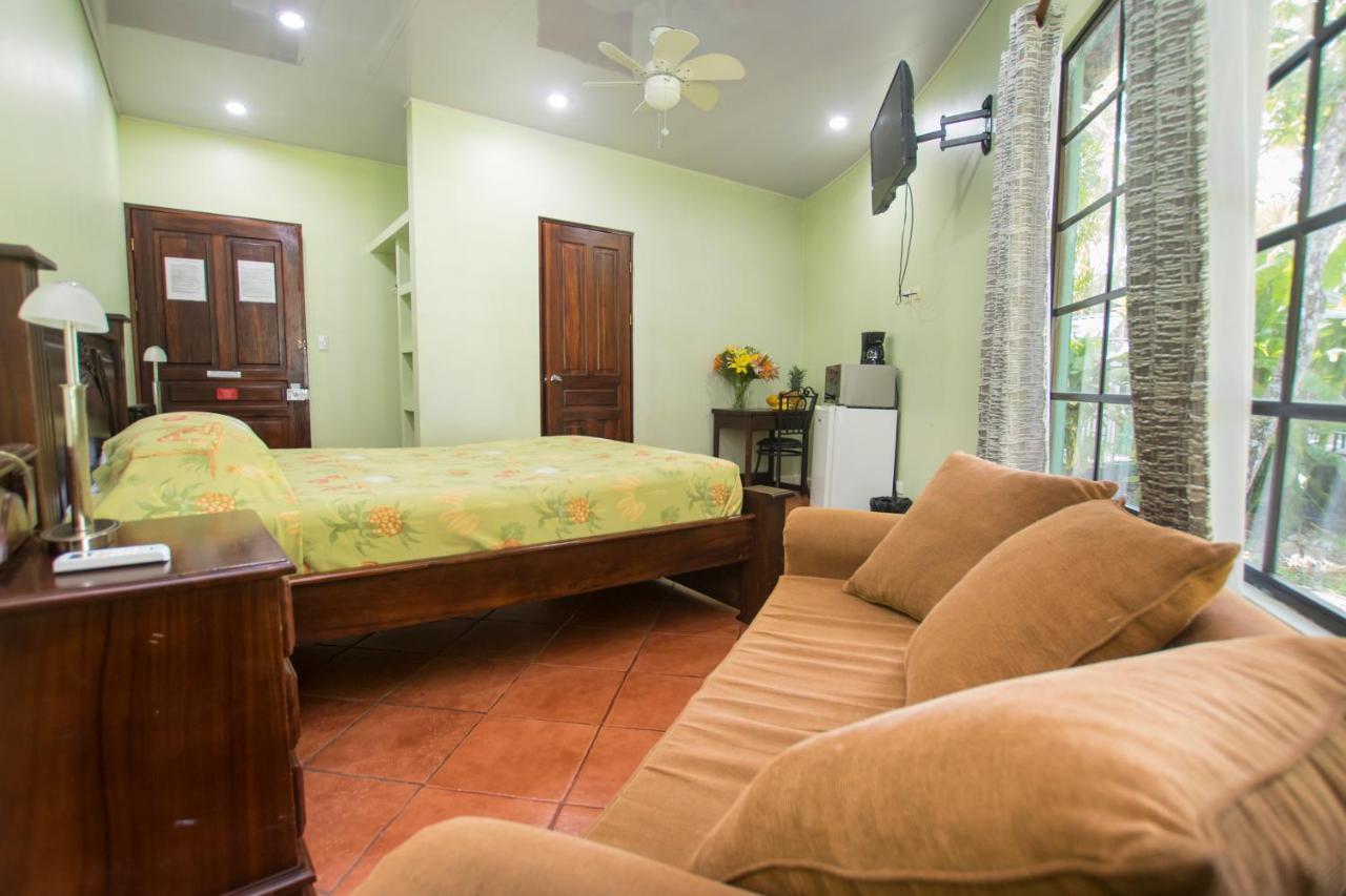 Oceanfront Hotel Verde Mar Direct Access To The Beach Мануель-Антоніо Екстер'єр фото