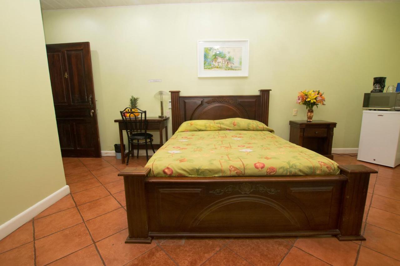 Oceanfront Hotel Verde Mar Direct Access To The Beach Мануель-Антоніо Екстер'єр фото