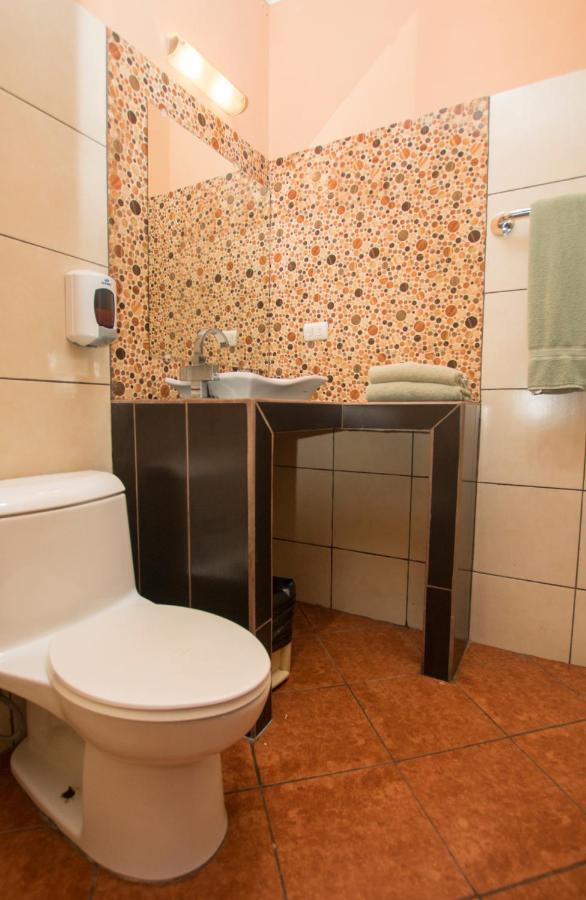 Oceanfront Hotel Verde Mar Direct Access To The Beach Мануель-Антоніо Екстер'єр фото