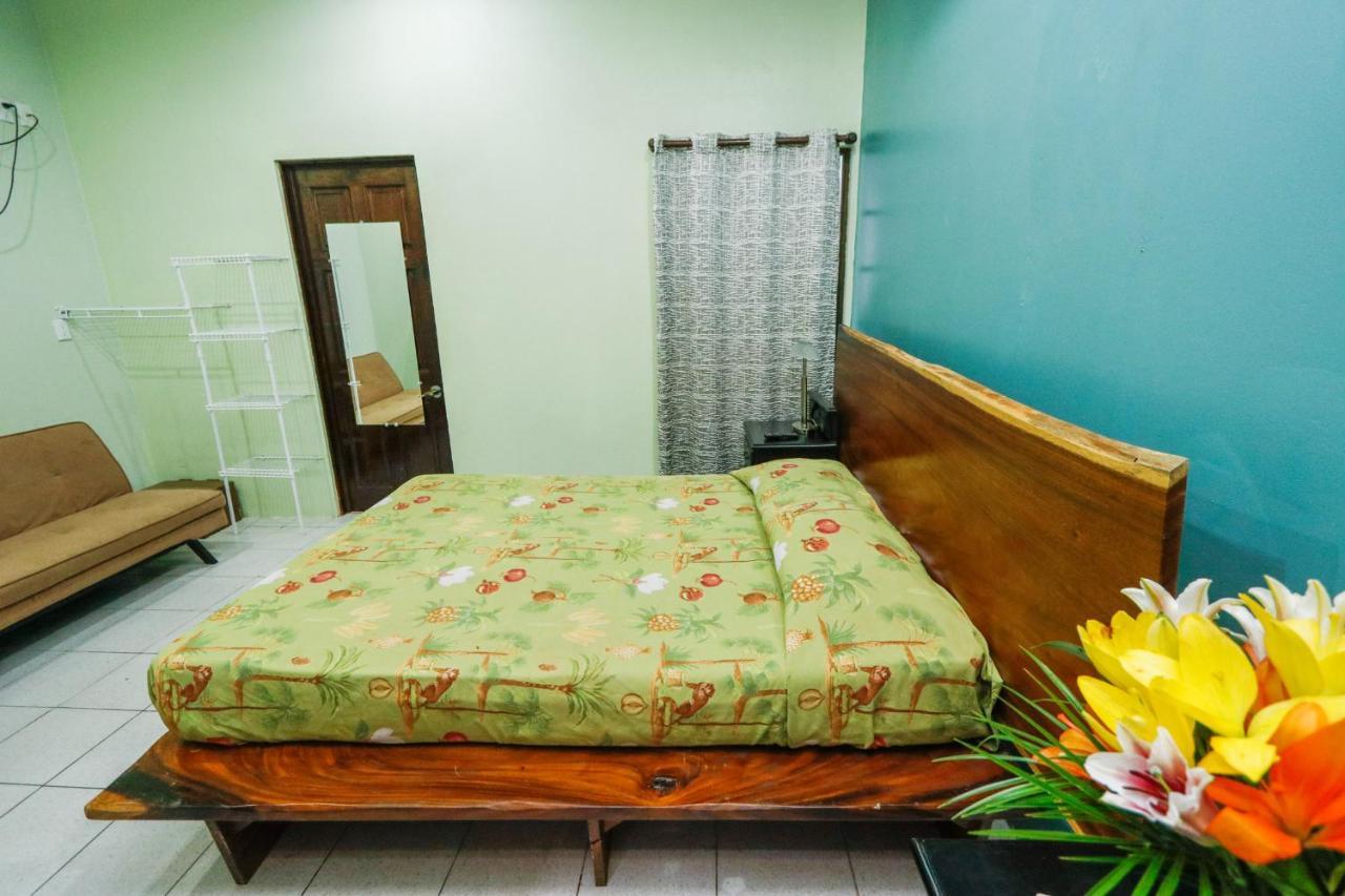 Oceanfront Hotel Verde Mar Direct Access To The Beach Мануель-Антоніо Екстер'єр фото
