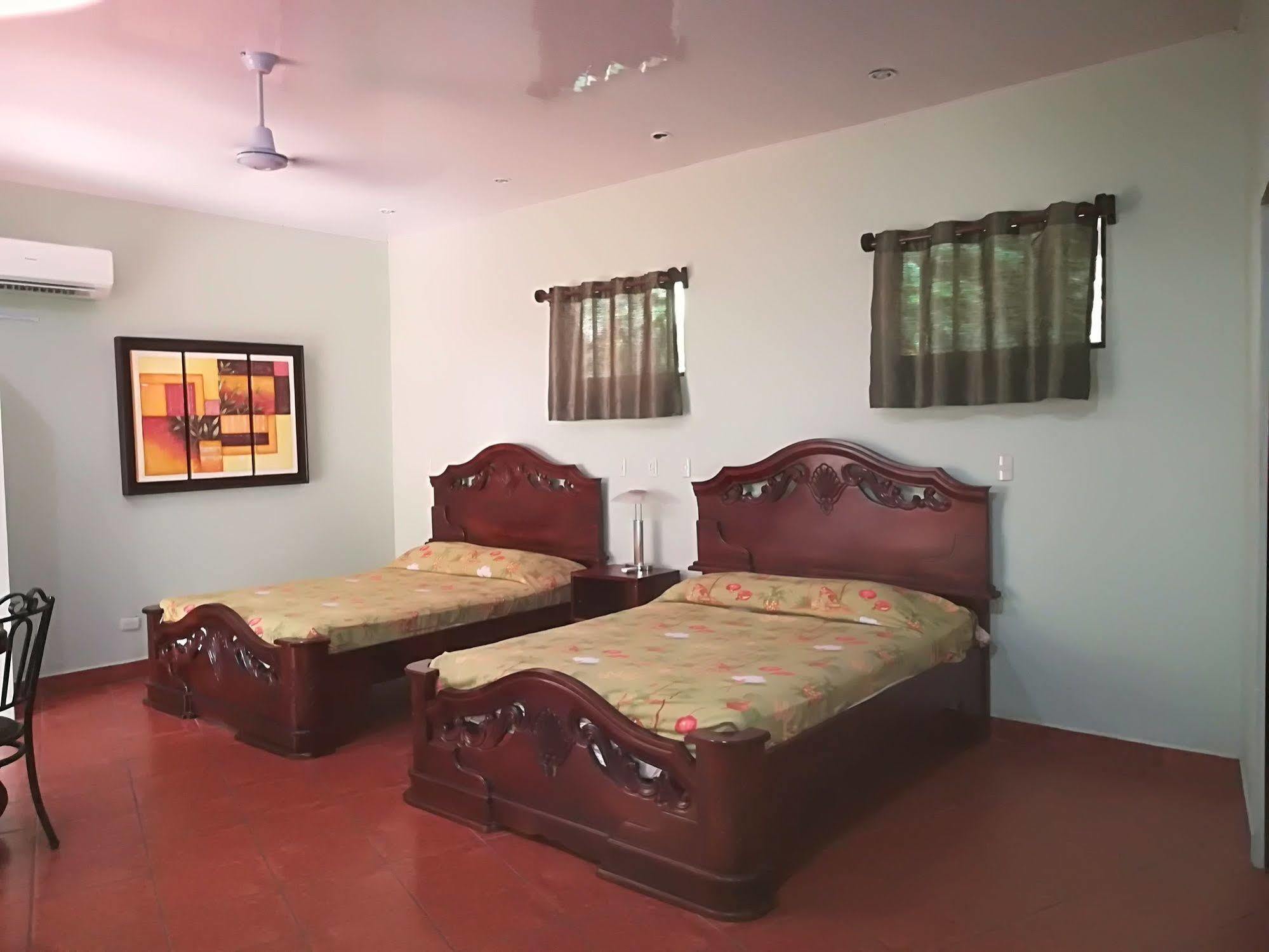 Oceanfront Hotel Verde Mar Direct Access To The Beach Мануель-Антоніо Екстер'єр фото